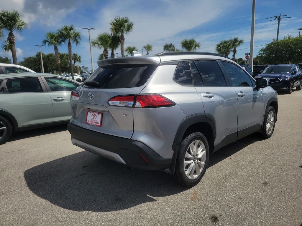 2024 Toyota Corolla Cross LE