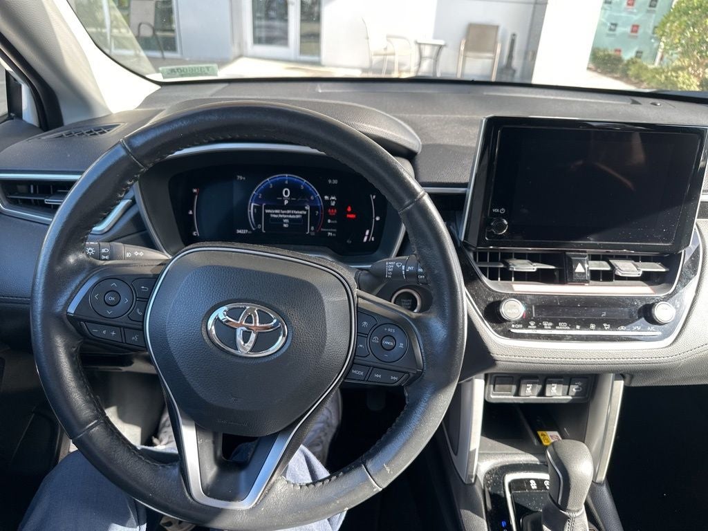 2023 Toyota Corolla Cross XLE