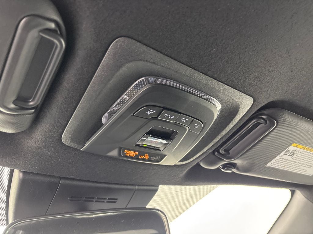 2023 Toyota Corolla Cross Hybrid SE