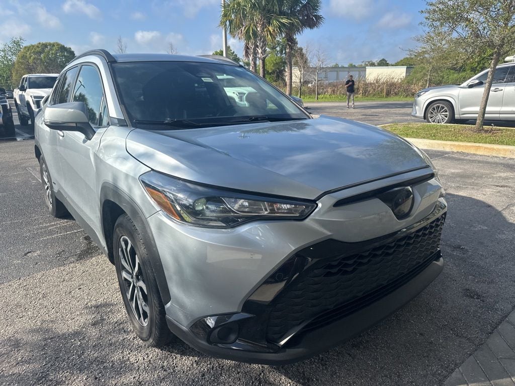 2023 Toyota Corolla Cross Hybrid SE