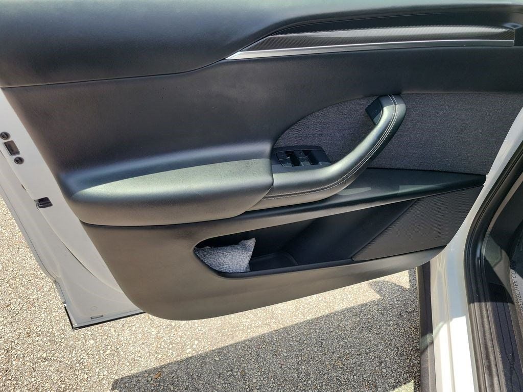 2023 Tesla Model X Plaid