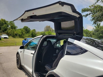 2023 Tesla Model X Plaid