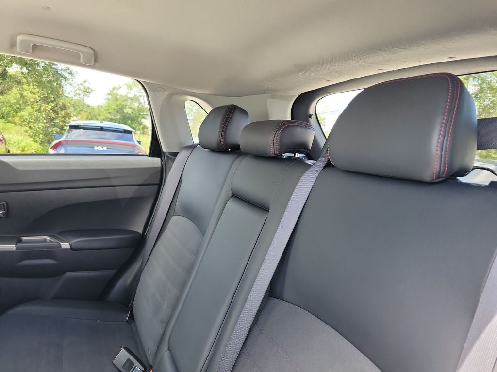 2025 Mitsubishi Outlander Sport 2.0 SE