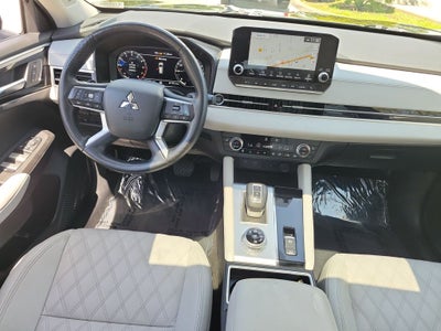 2024 Mitsubishi Outlander SEL