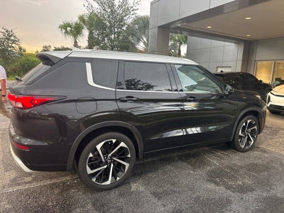 2024 Mitsubishi Outlander SEL