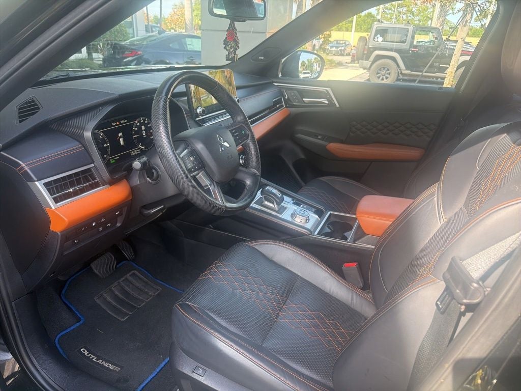 2023 Mitsubishi Outlander PHEV 40th Anniversary