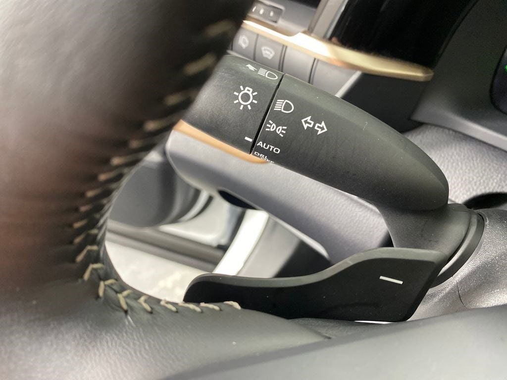 2025 Toyota Crown Signia Limited