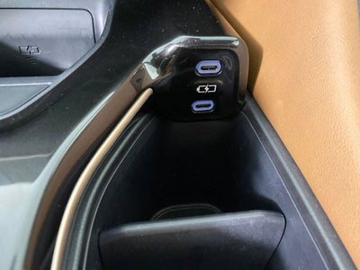 2025 Toyota Crown Signia Limited