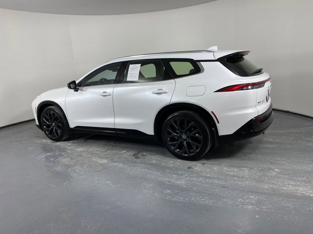 2025 Toyota Crown Signia Limited