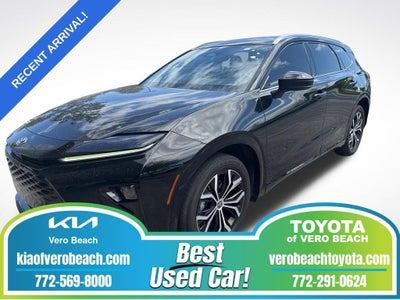 2025 Toyota Crown Signia XLE