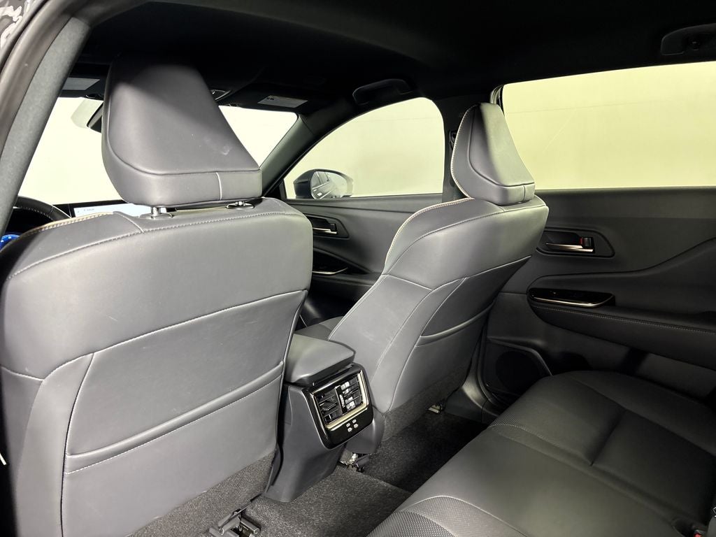 2025 Toyota Crown Signia XLE