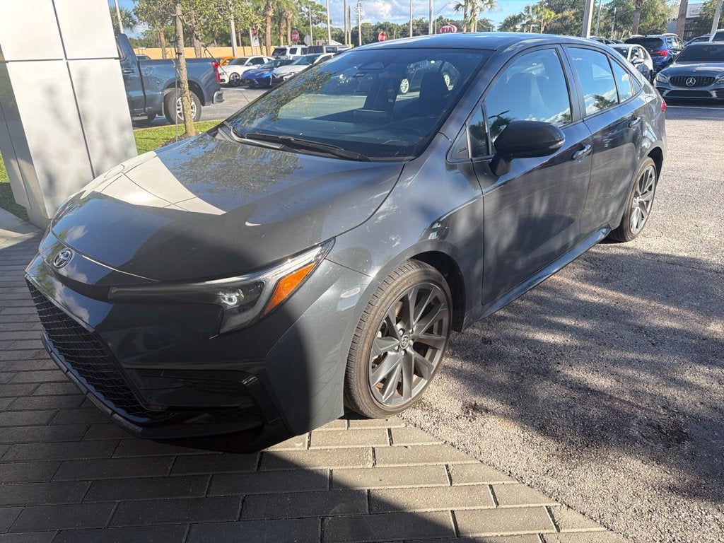 2025 Toyota Corolla Hybrid SE