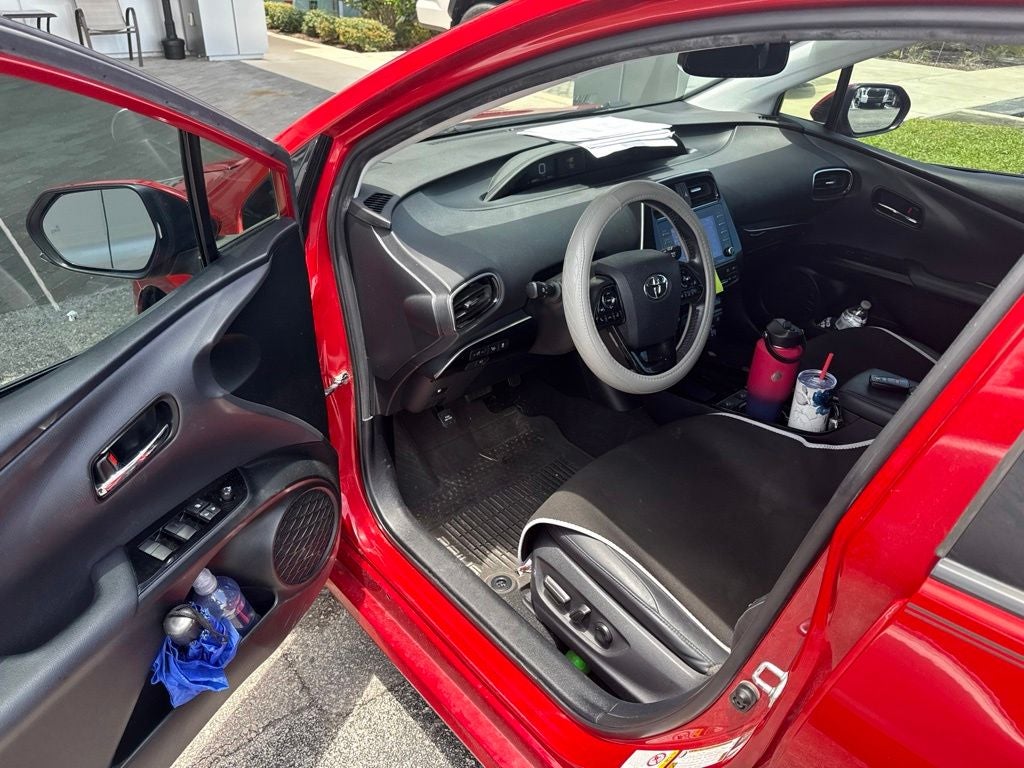 2021 Toyota Prius XLE