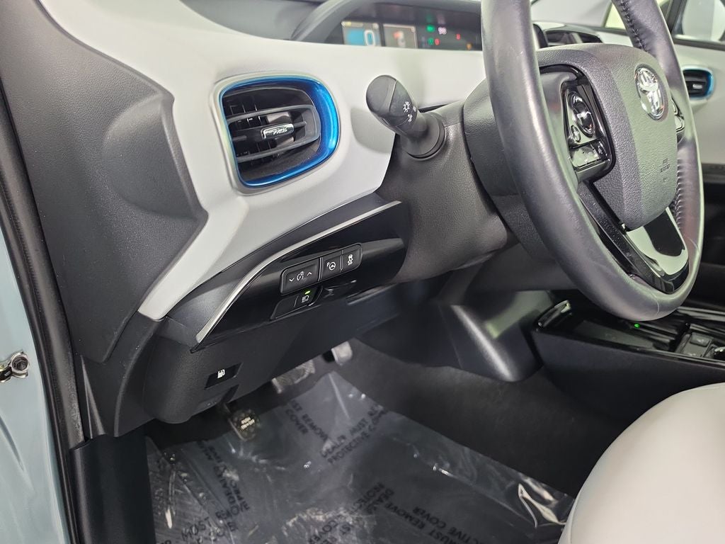 2019 Toyota Prius XLE