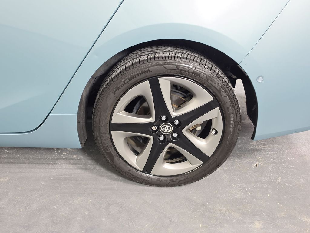 2019 Toyota Prius XLE