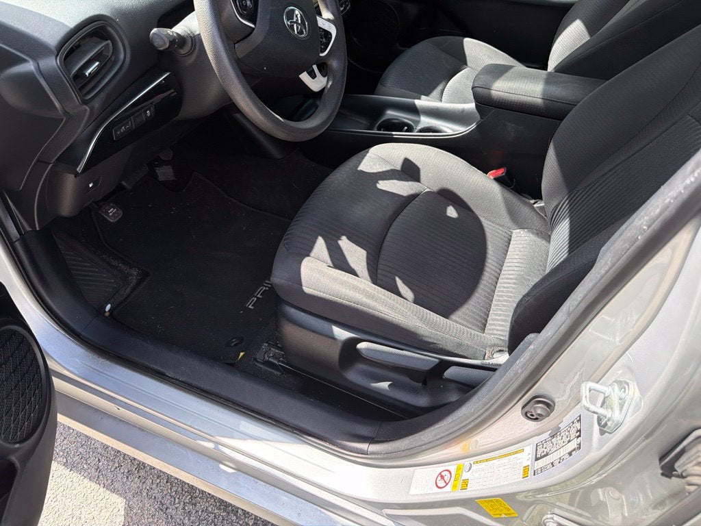 2016 Toyota Prius Two