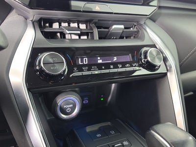 2023 Toyota Venza LE