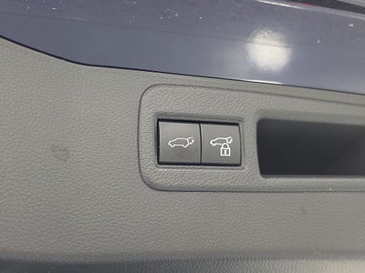 2023 Toyota Venza LE