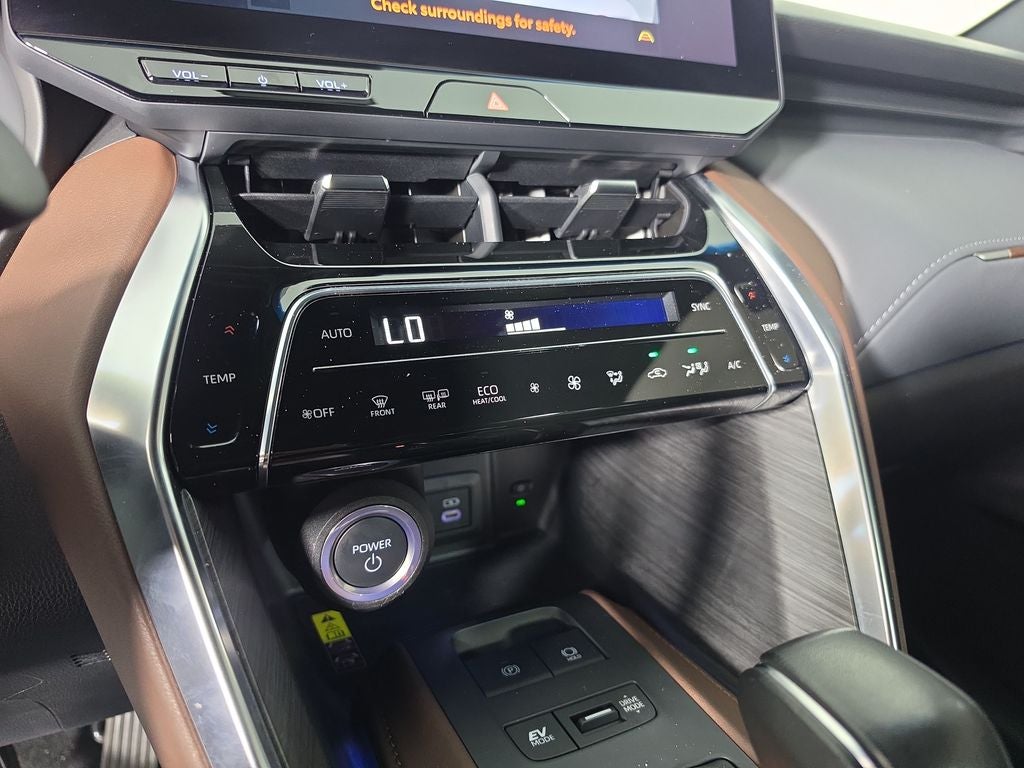 2023 Toyota Venza XLE