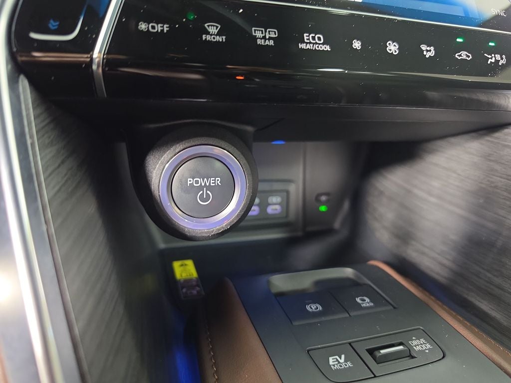 2023 Toyota Venza XLE