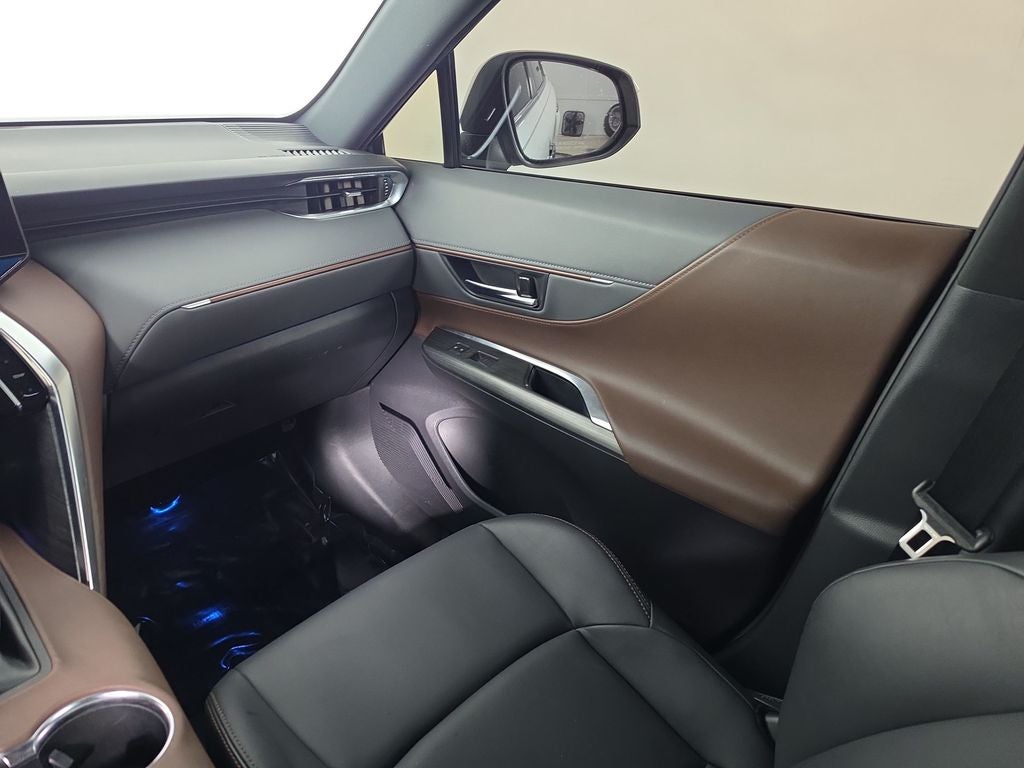 2023 Toyota Venza XLE