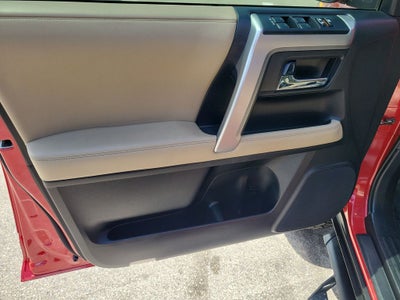 2024 Toyota 4Runner SR5 Premium