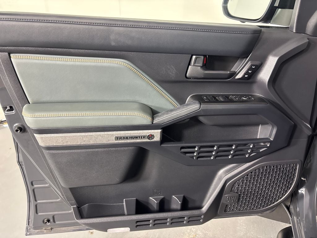 2025 Toyota 4Runner i-FORCE MAX Hybrid Trailhunter