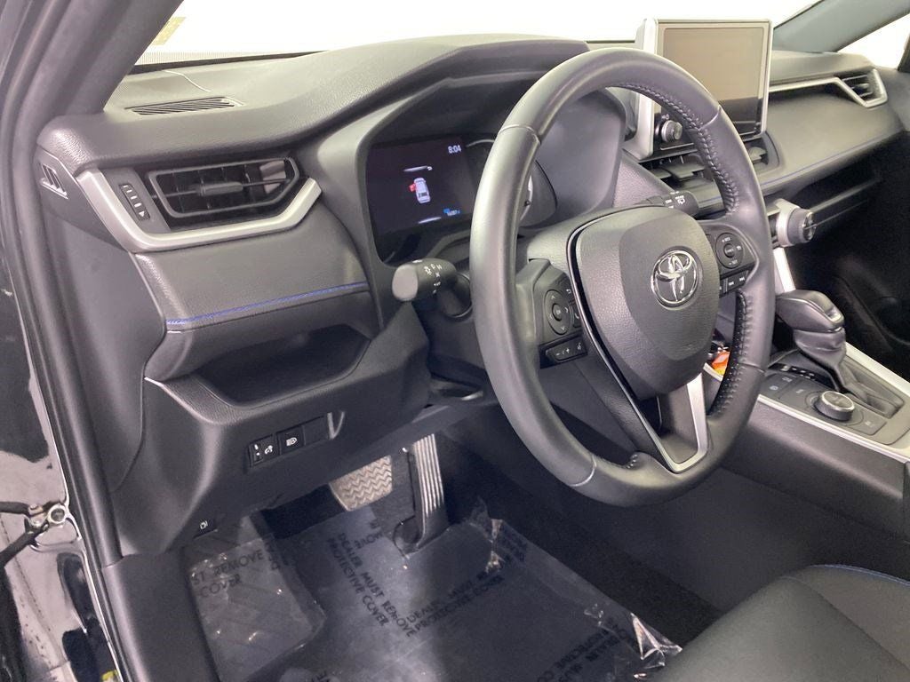 2023 Toyota RAV4 Hybrid SE