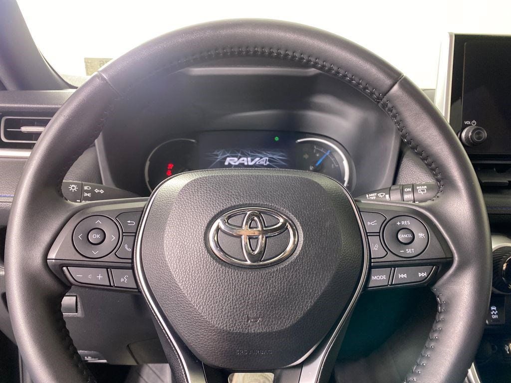 2023 Toyota RAV4 Hybrid SE