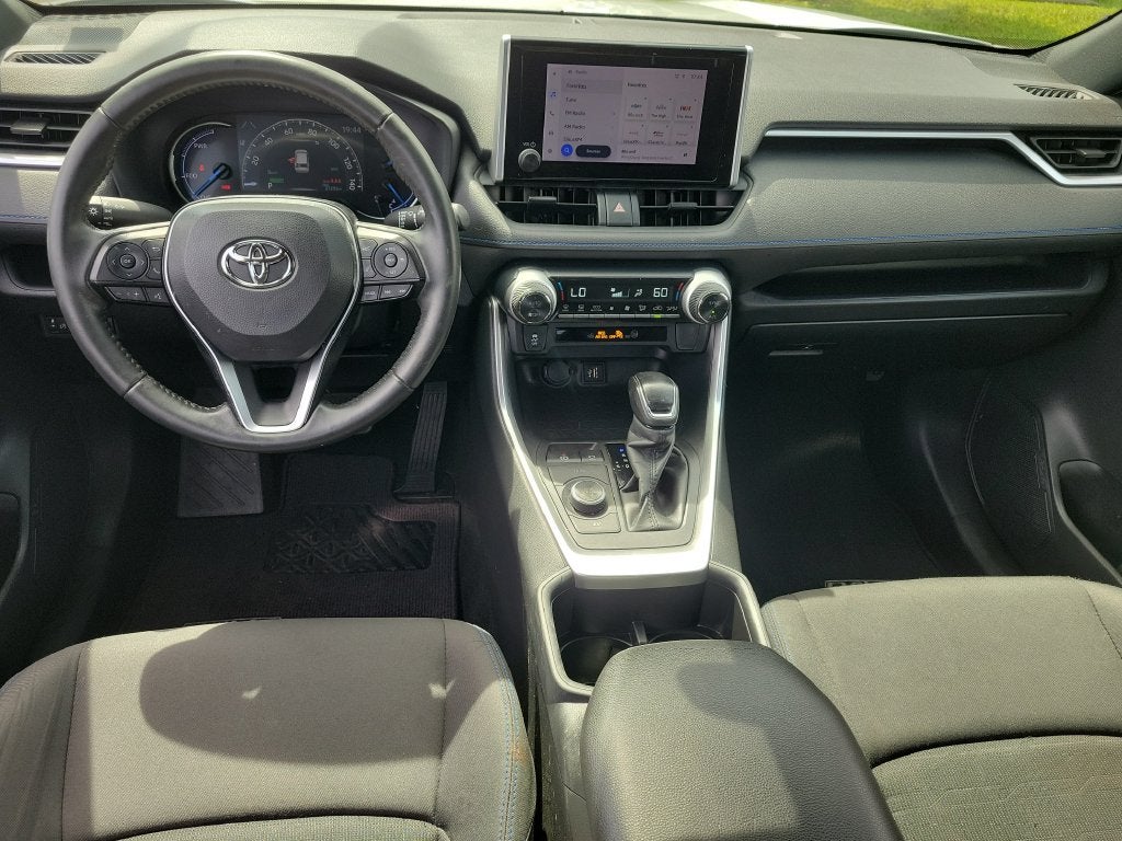 2023 Toyota RAV4 Hybrid SE