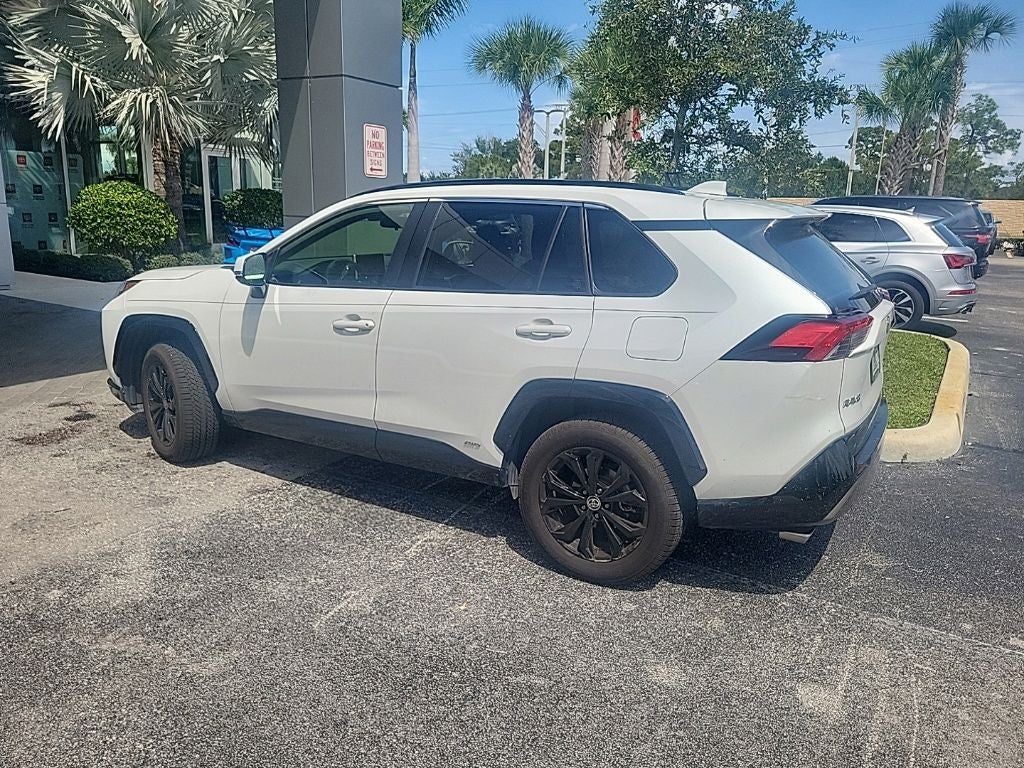 2023 Toyota RAV4 Hybrid SE