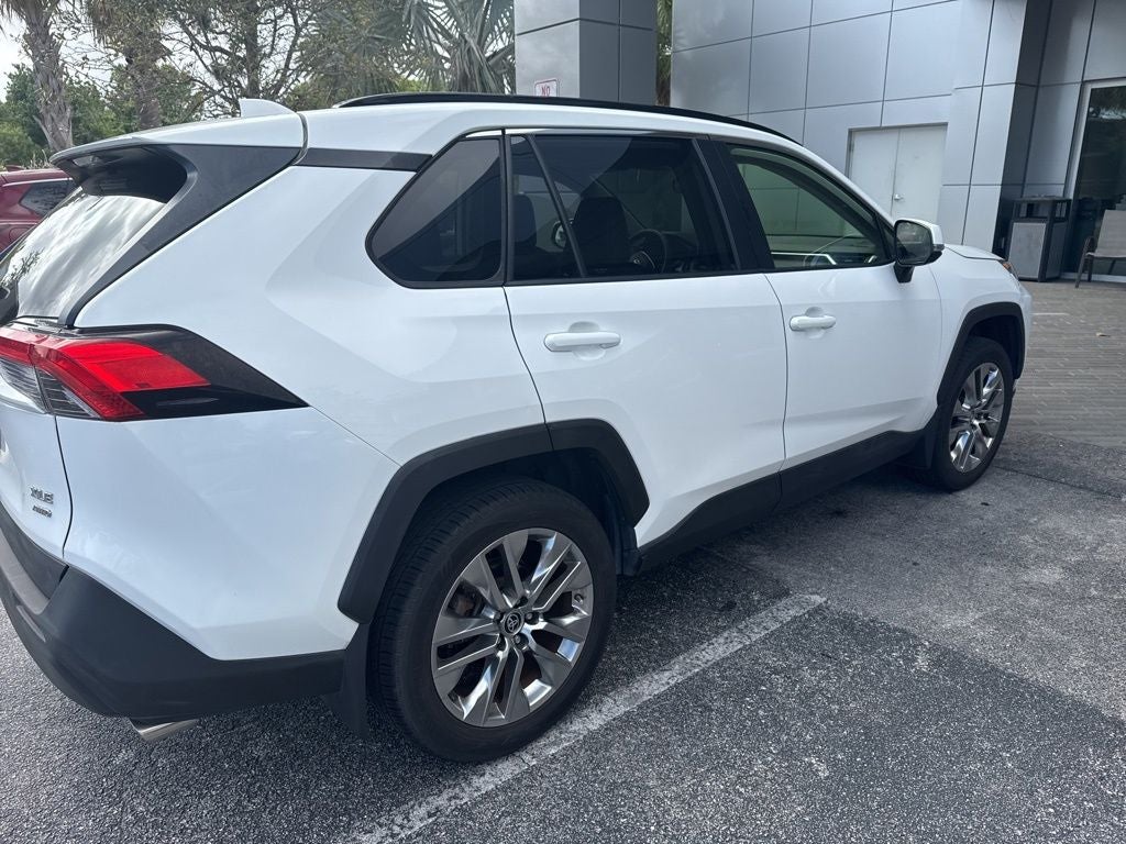 2019 Toyota RAV4 XLE Premium