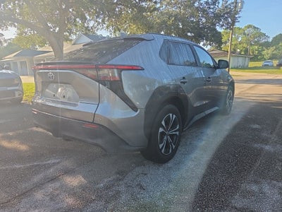 2024 Toyota bZ4X XLE