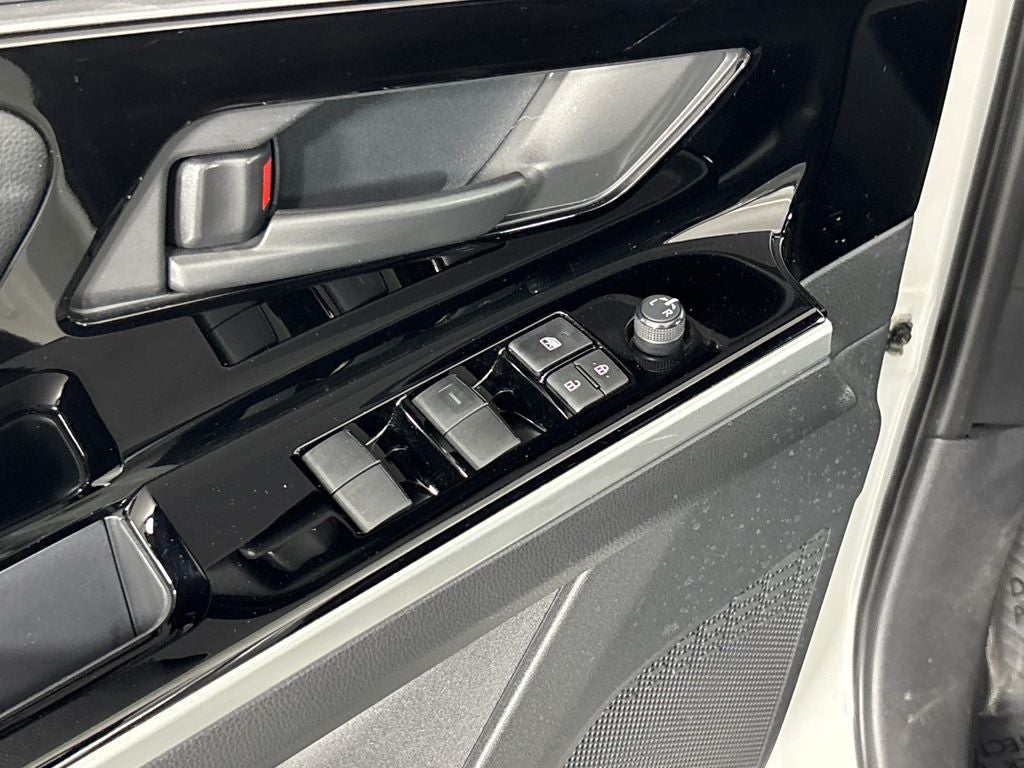 2024 Toyota bZ4X XLE