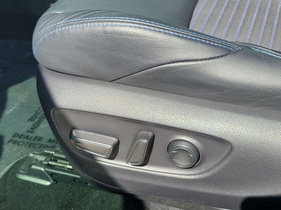 2025 Toyota RAV4 Hybrid XSE