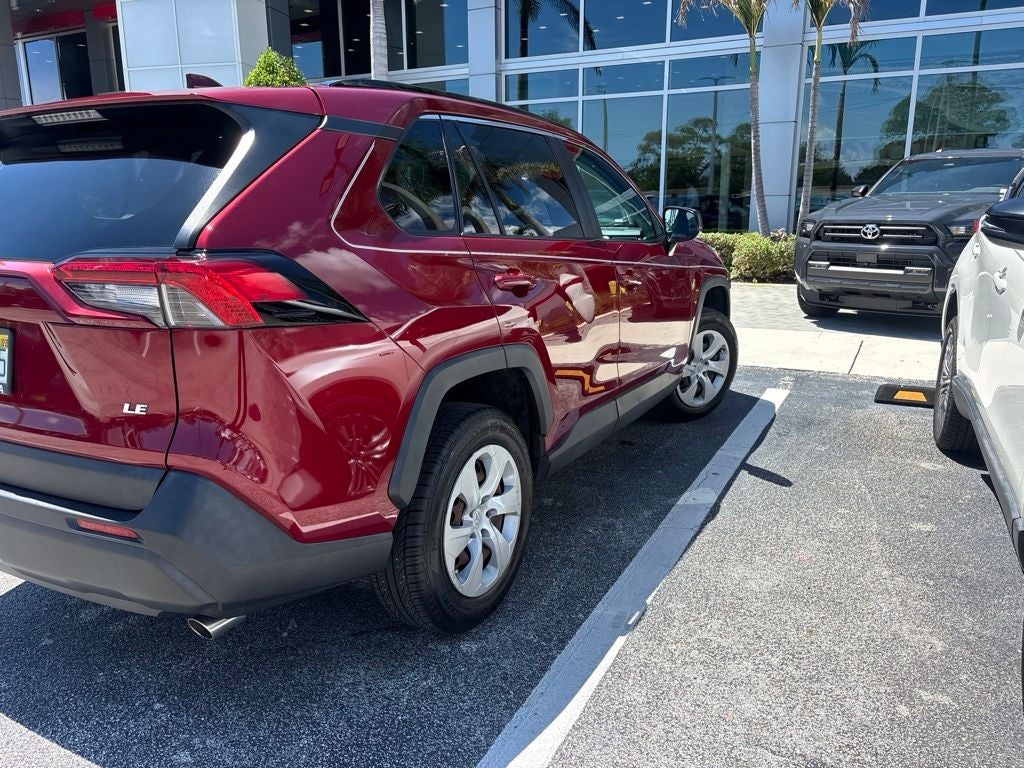 2021 Toyota RAV4 LE