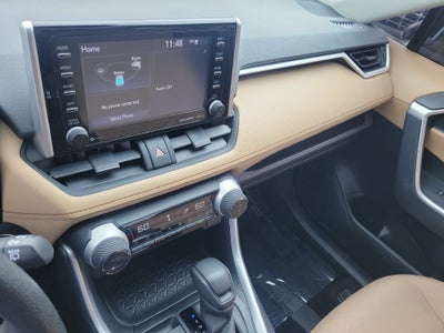 2021 Toyota RAV4 Hybrid XLE