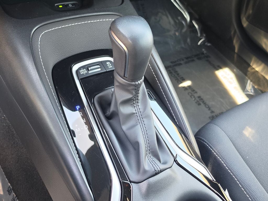 2025 Toyota Corolla Hatchback SE