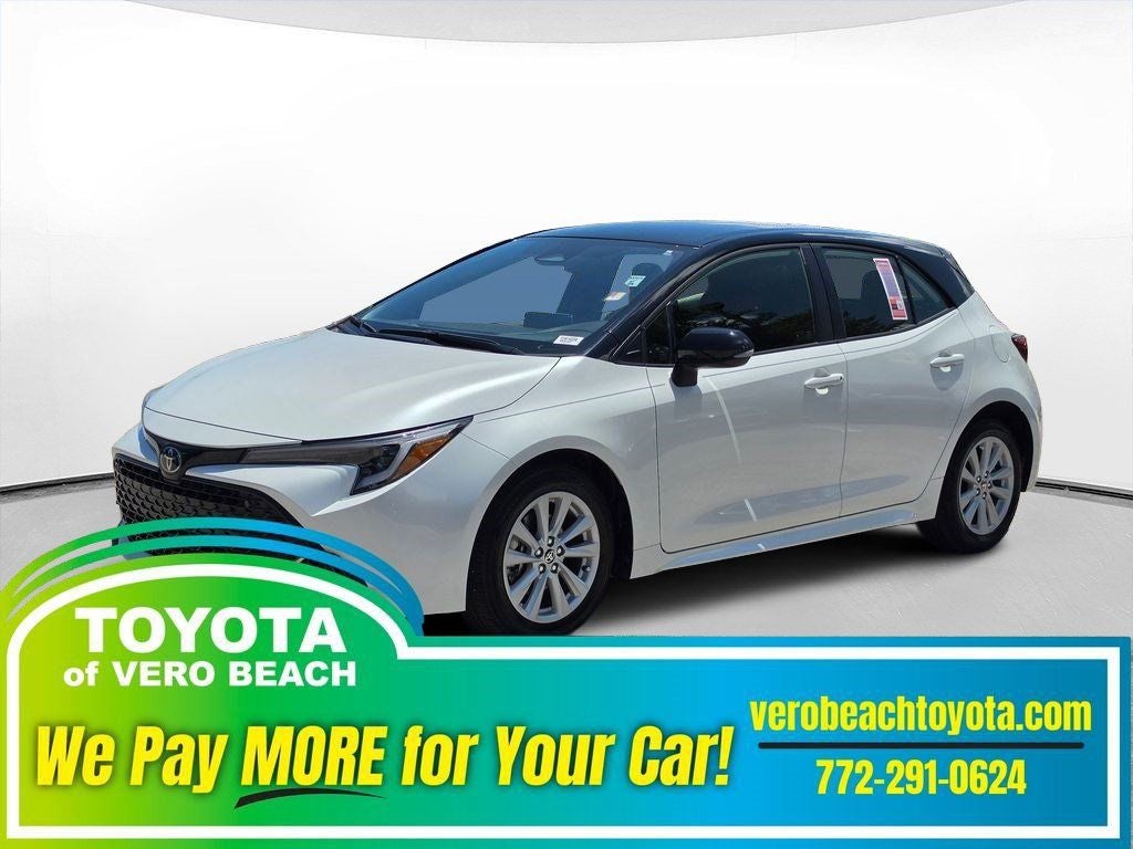 2025 Toyota Corolla Hatchback SE
