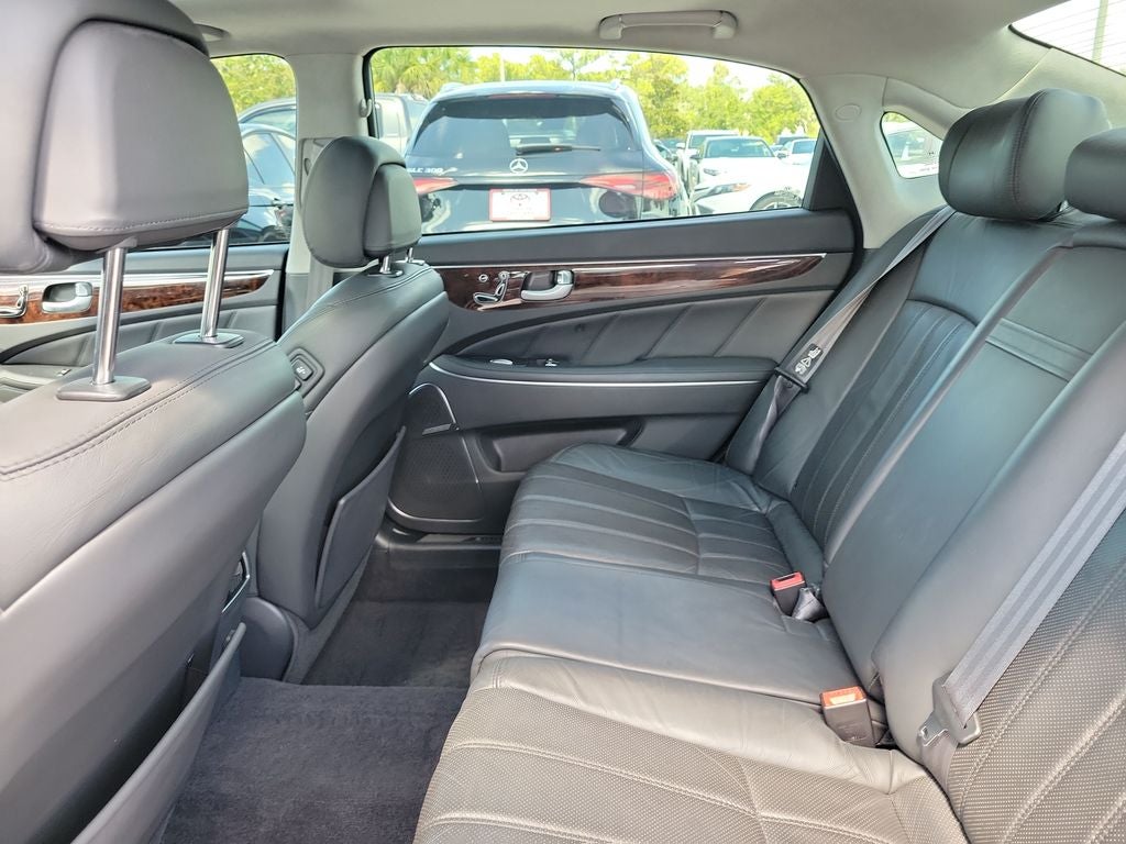 2012 Hyundai Equus Signature