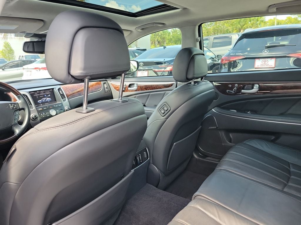 2012 Hyundai Equus Signature