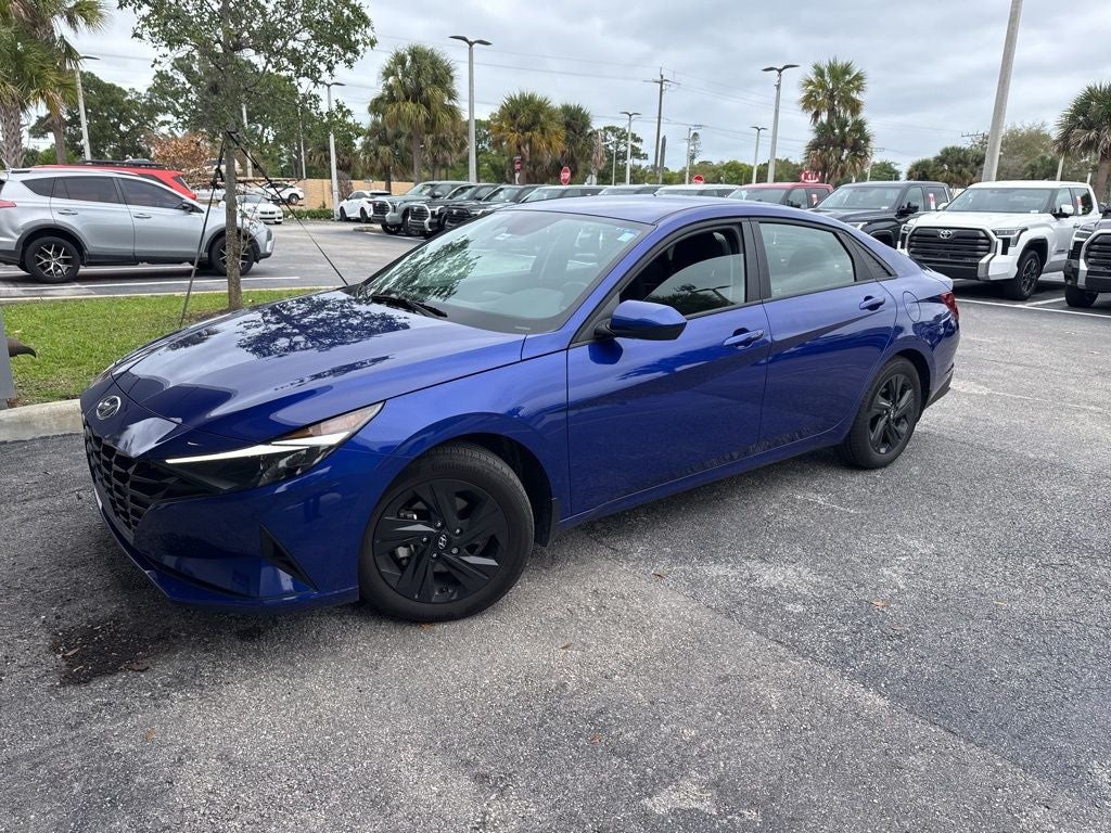 2022 Hyundai Elantra SEL