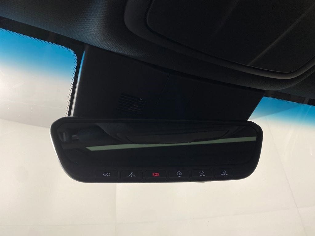 2022 Genesis G70 2.0T