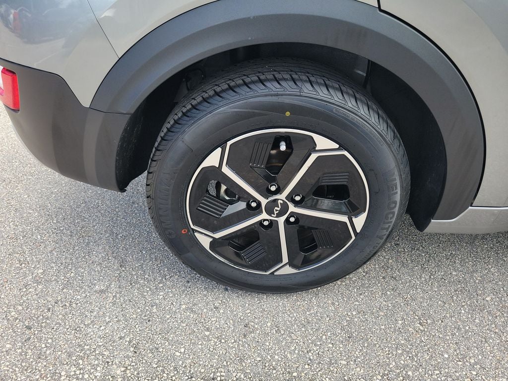 2025 Kia Niro LX
