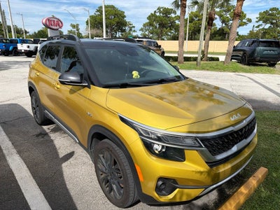 2022 Kia Seltos Nightfall