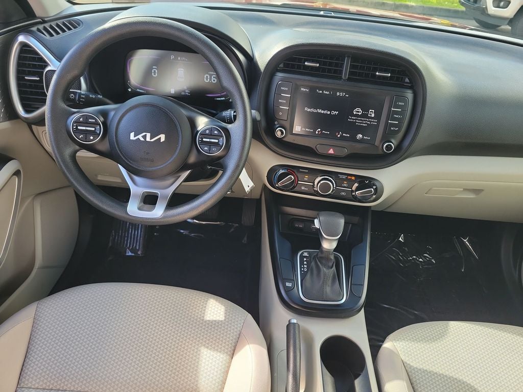 2025 Kia Soul LX