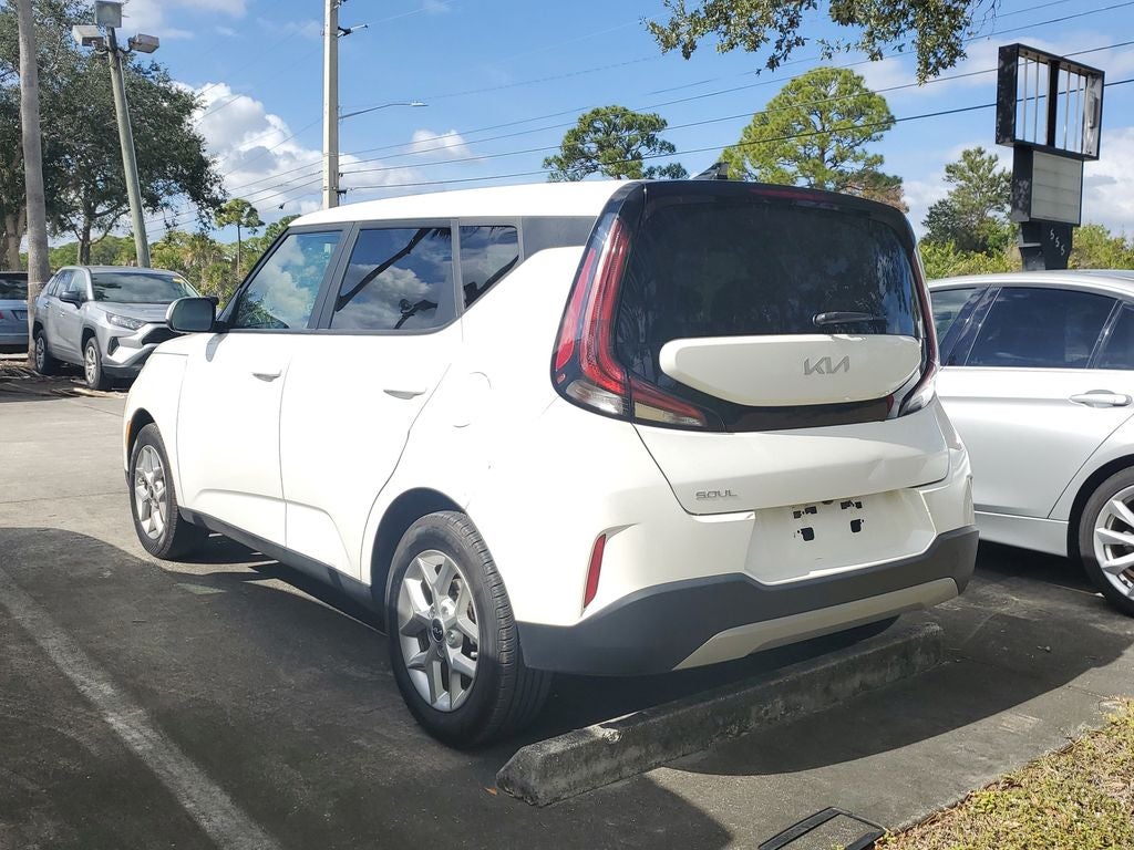 2023 Kia Soul LX