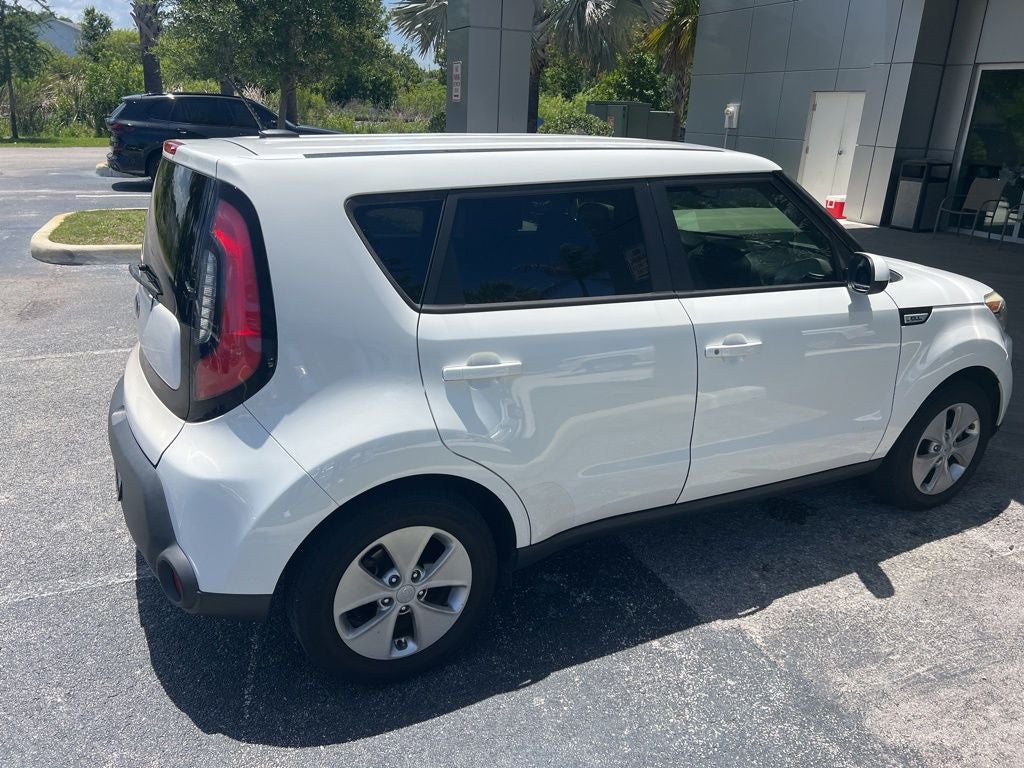2016 Kia Soul Base
