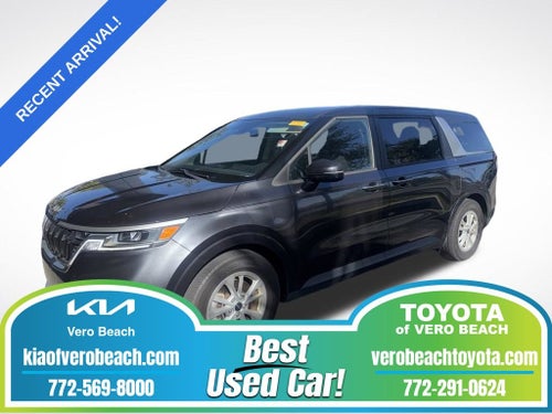 2023 Kia Carnival LX Seat Package