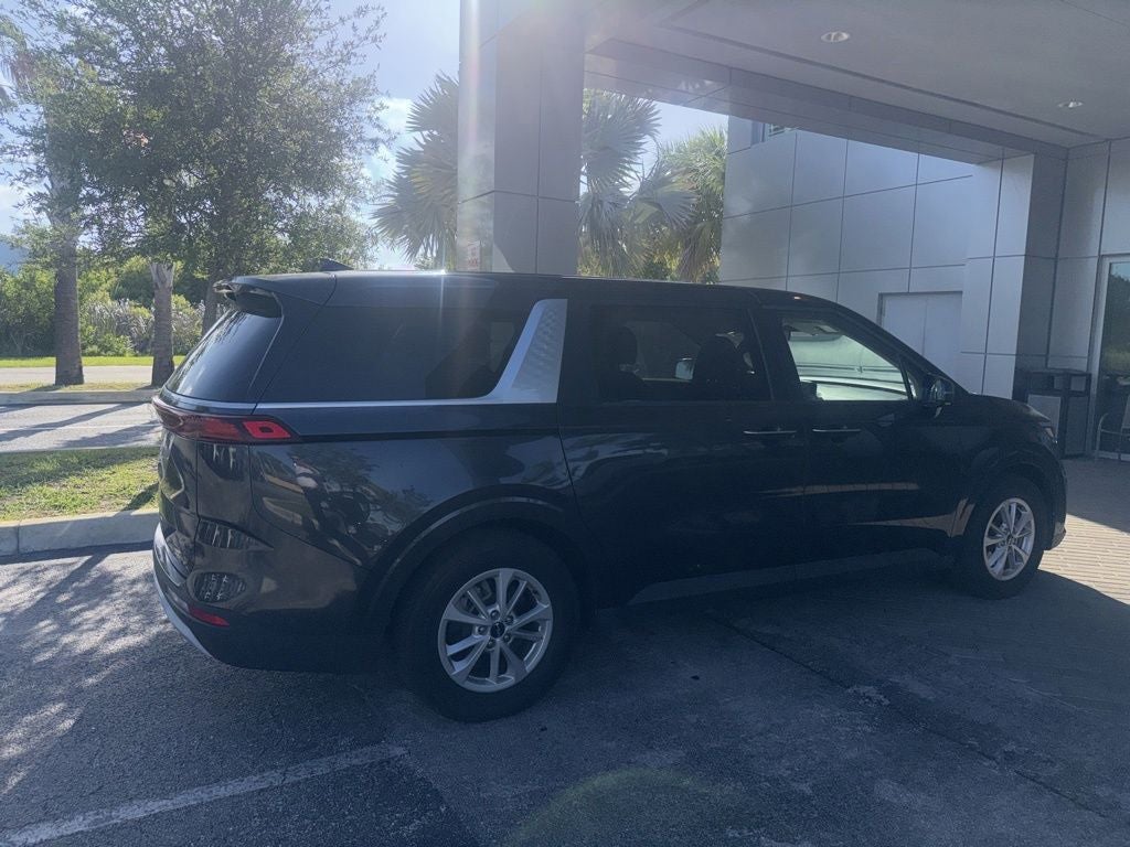 2023 Kia Carnival LX Seat Package